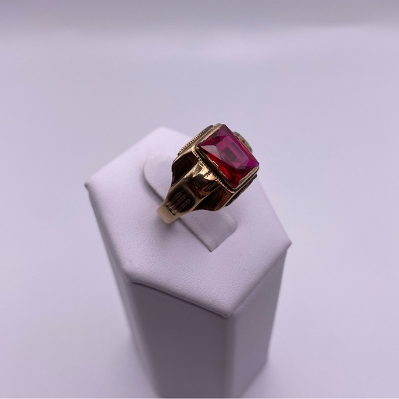 10k yellow gold Ruby ring - Picture 3 of 10